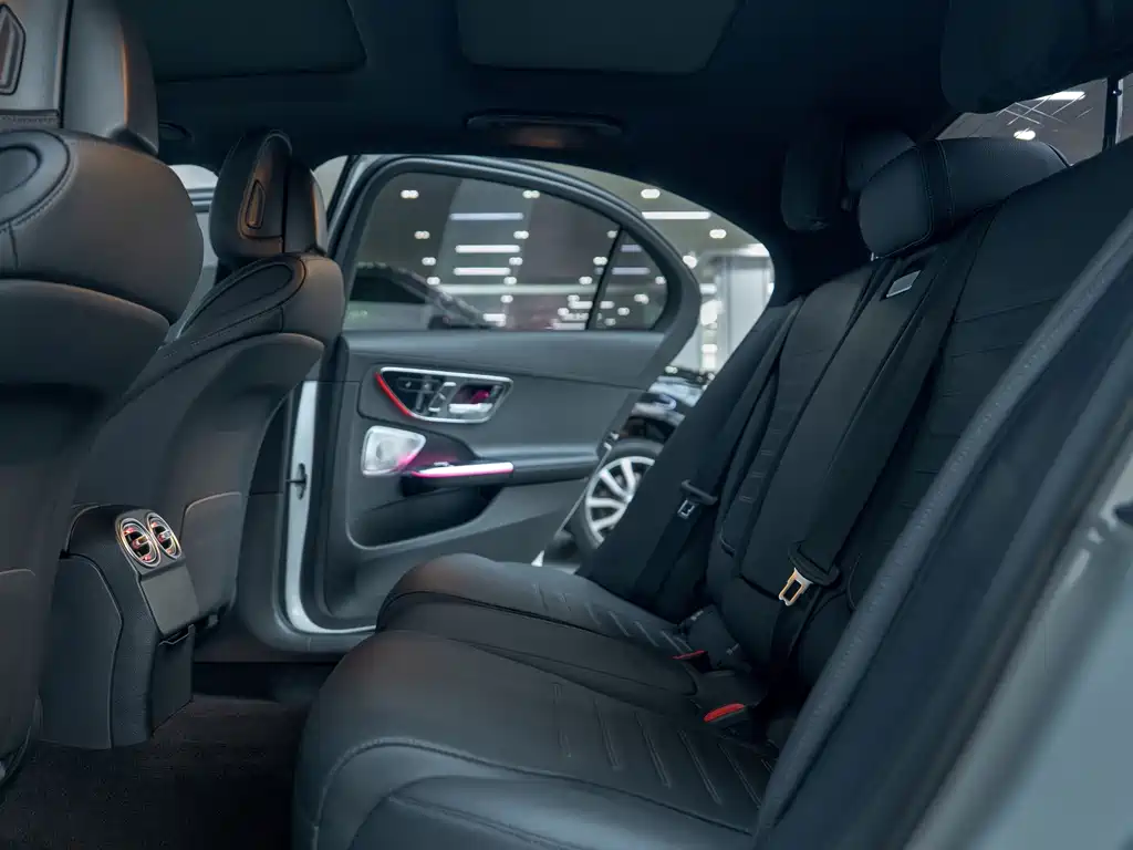 Mercedes-Benz C-Class 2022 — фото 13