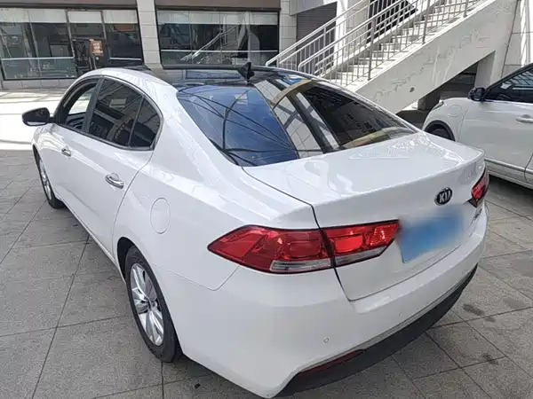 Kia K4 2015