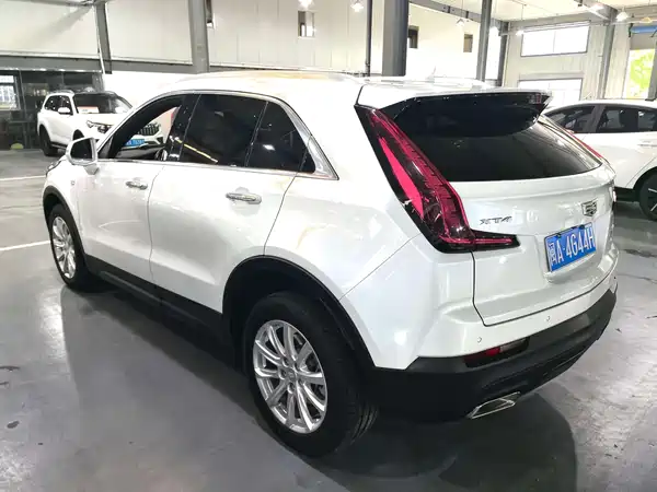 Cadillac XT4 2021