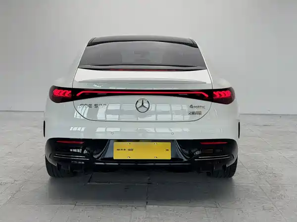 Mercedes-Benz EQE 2025