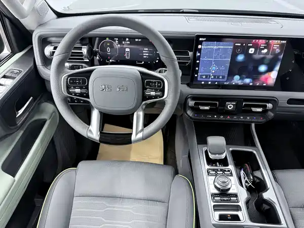 BAIC BJ40 2025