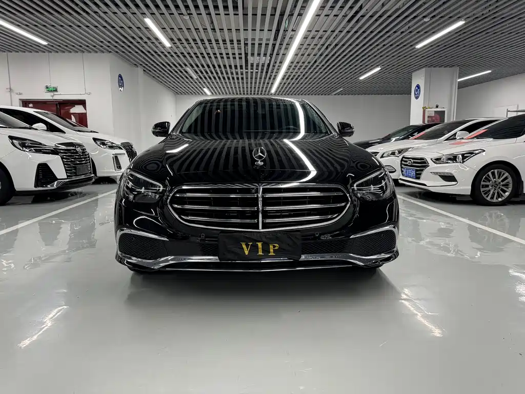 Mercedes-Benz E-Class 2022 — фото 2