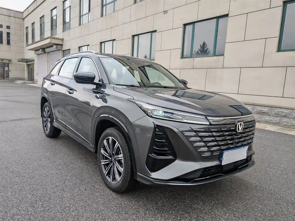 Changan CS75 PLUS 2025 — фото 7