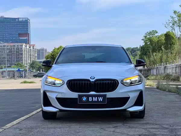 BMW 1 Series 2021