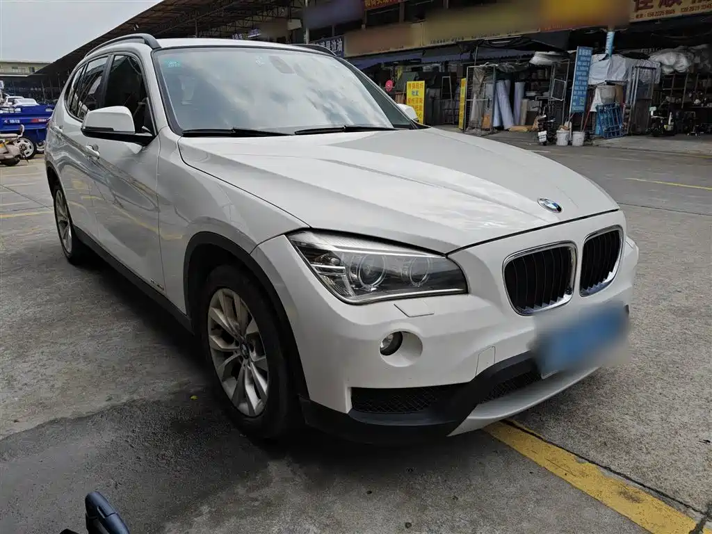 BMW X1 2014 — фото 4