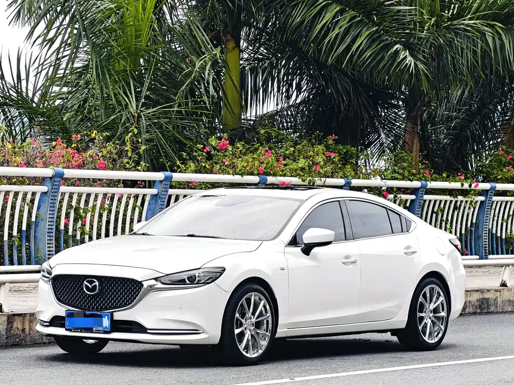 Mazda Atenza 2020 — фото 1