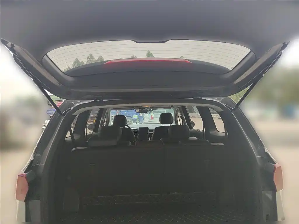 Hyundai Custo 2023 — фото 10