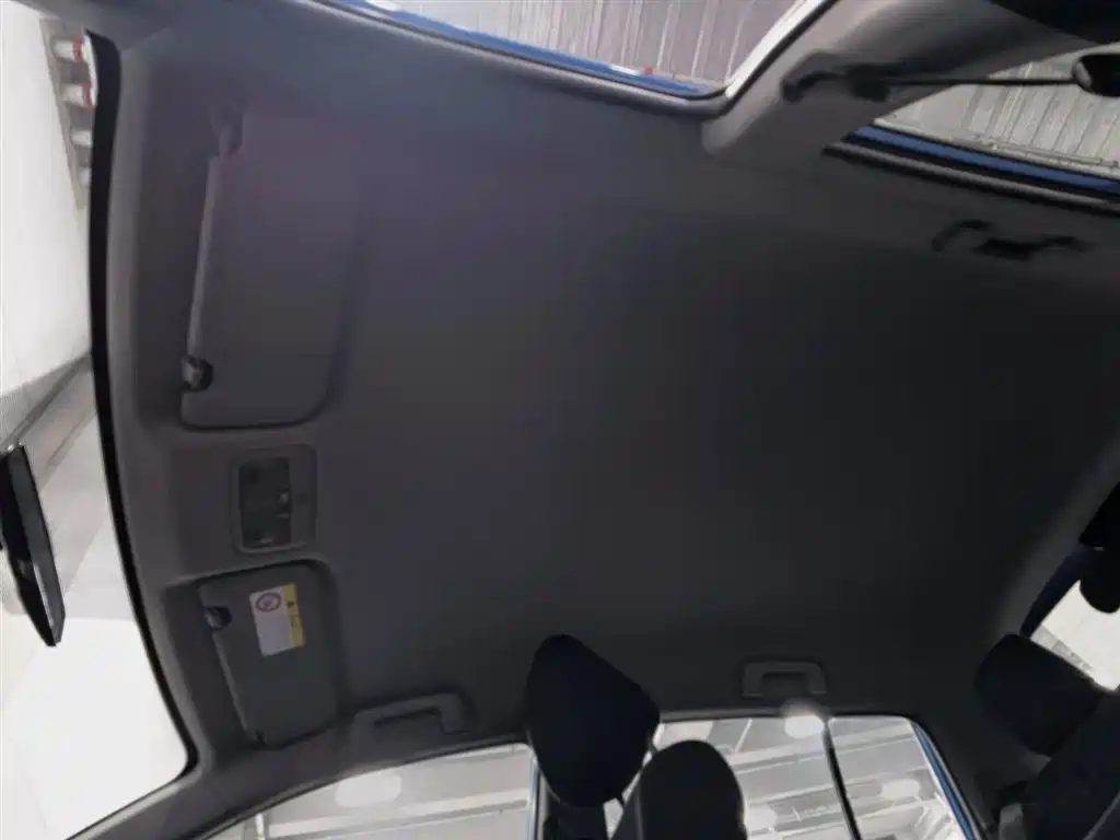 Toyota Yaris L 2014 — фото 14