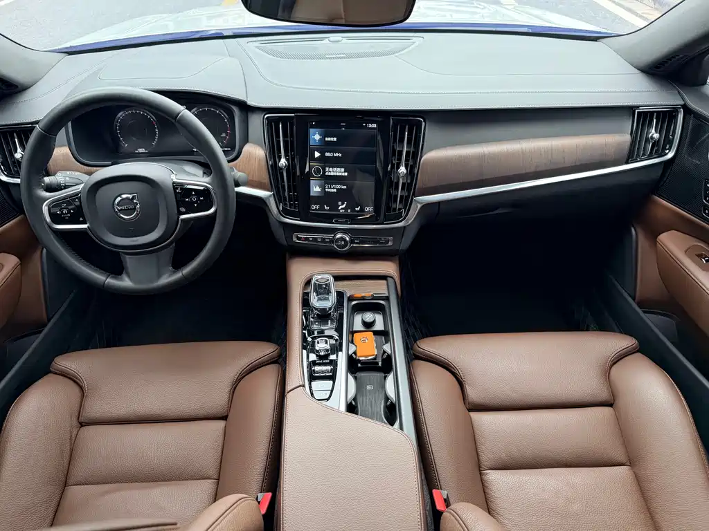 Volvo S90 2021 — фото 14