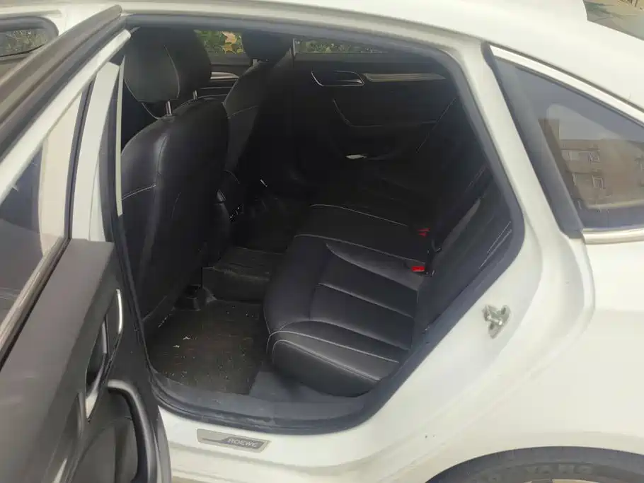 Roewe i6 Classic 2019 — фото 11