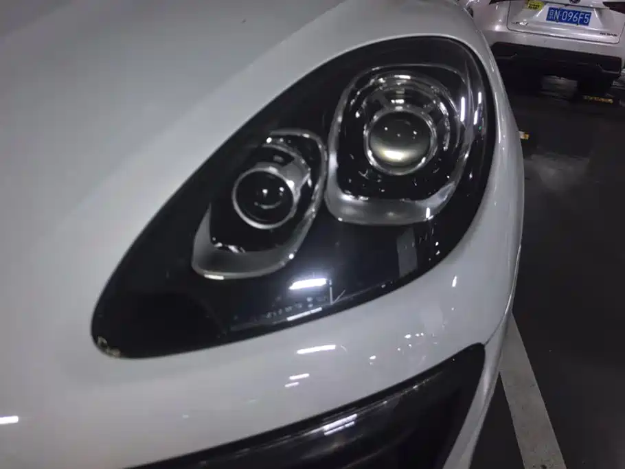 Porsche Macan 2015