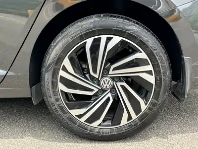 Volkswagen Sagitar 2021