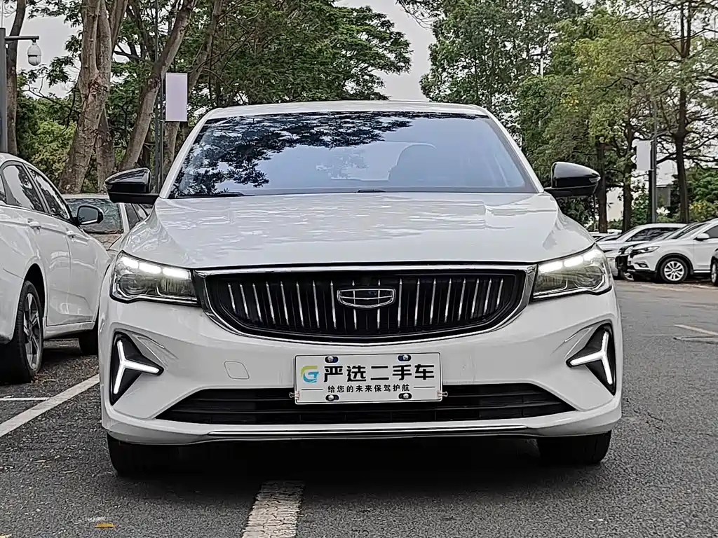 Geely Emgrand 2023 — фото 2