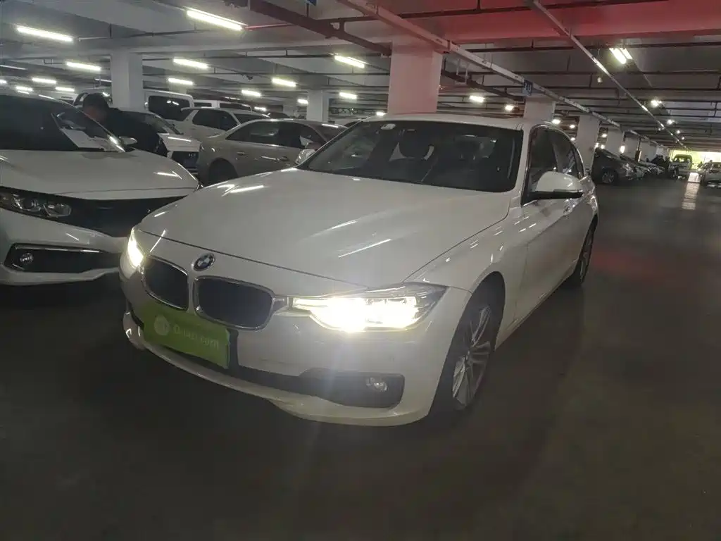 BMW 3 Series 2017 — фото 1