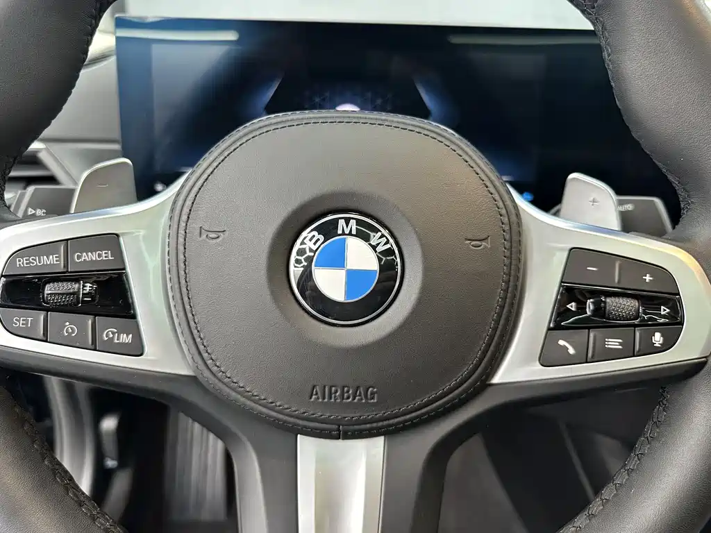 BMW 3 Series 2023 — фото 13