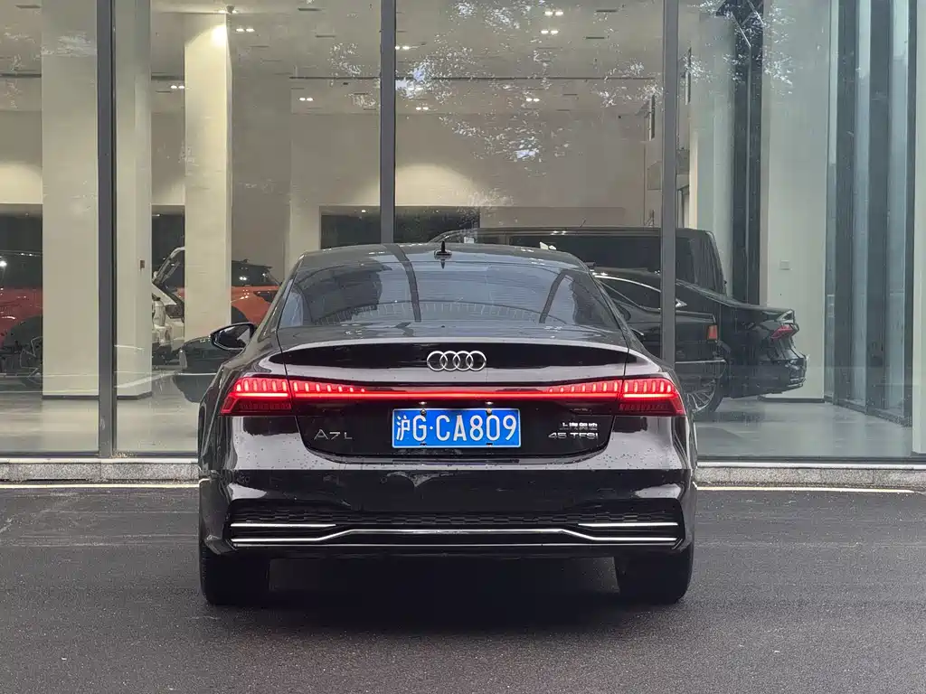Audi A7L 2024 — фото 2