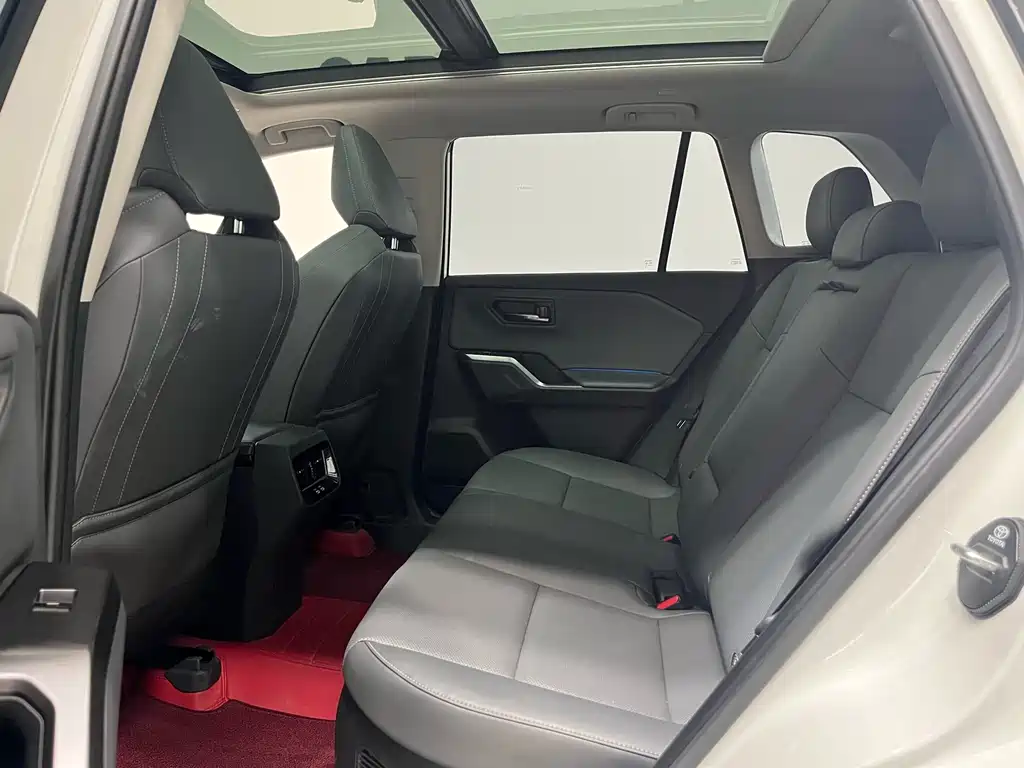 Toyota RAV4 2026