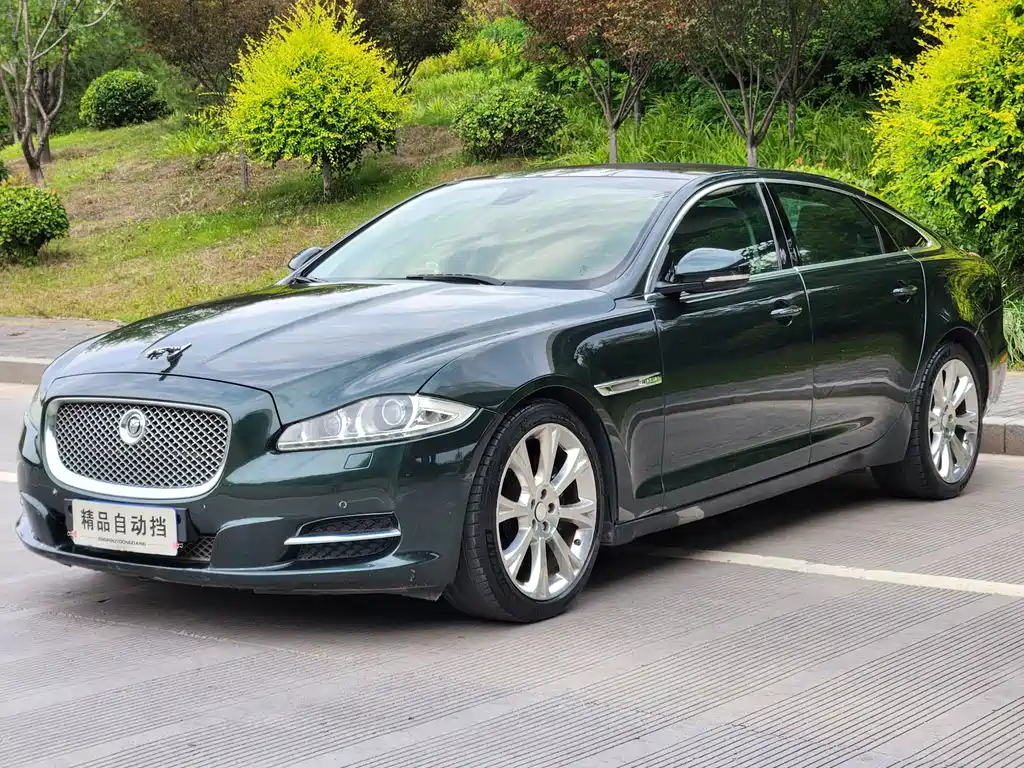 Jaguar XJ 2012