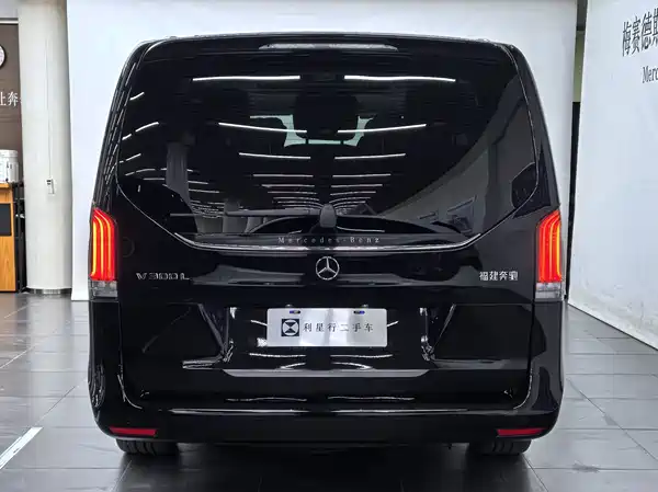 Mercedes-Benz V-Class 2026
