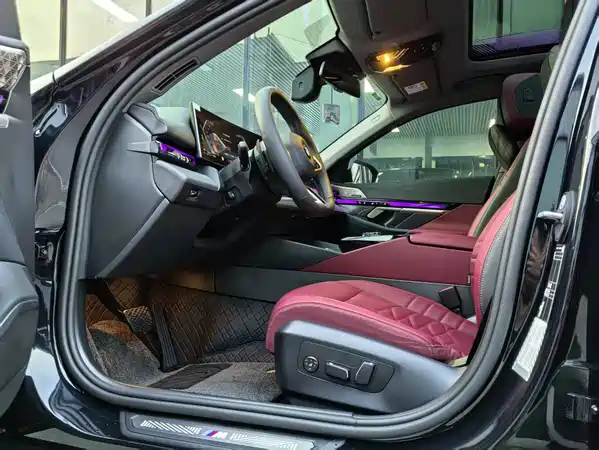 BMW 5 Series 2025