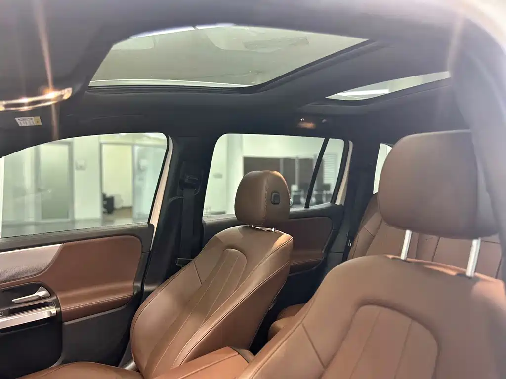 Mercedes-Benz GLB 2022 — фото 11
