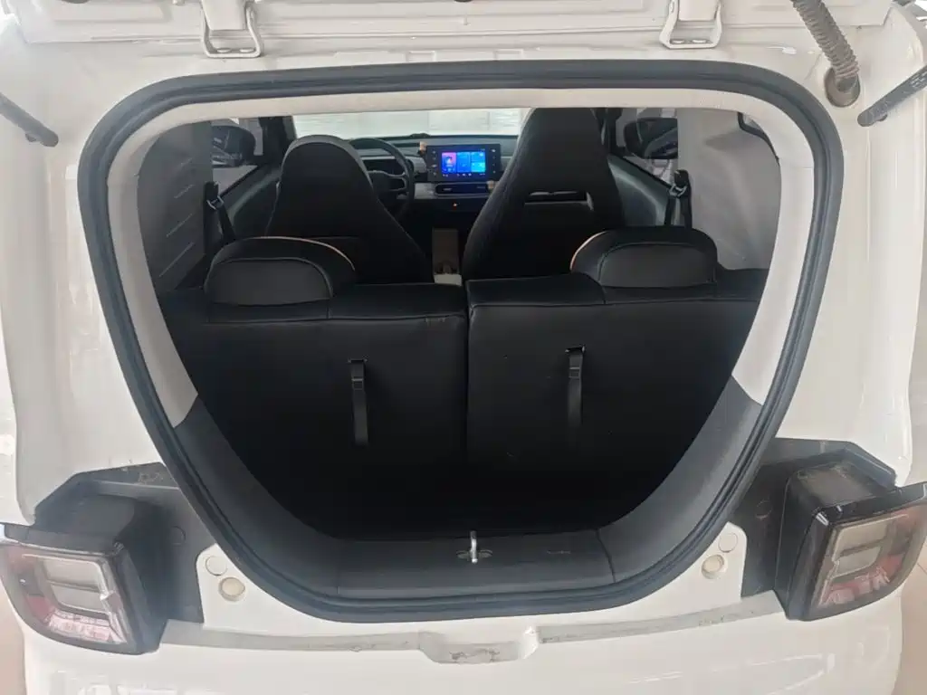 Geely Galaxy Panda 2025 — фото 19