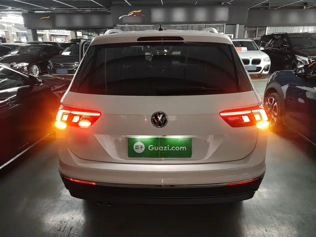Volkswagen Tiguan L 2020 — фото 4