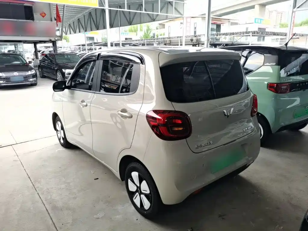 Wuling Hongguang MINIEV 2025