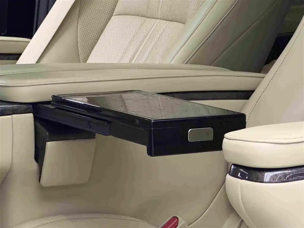 Toyota Vellfire 2022 — фото 16