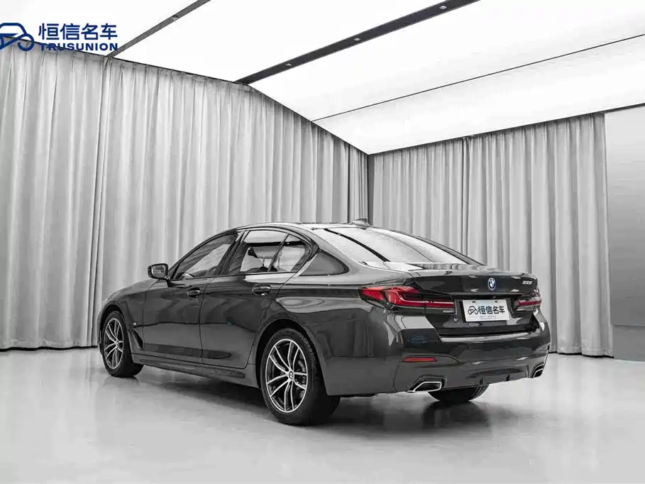 BMW 5 Series 2023