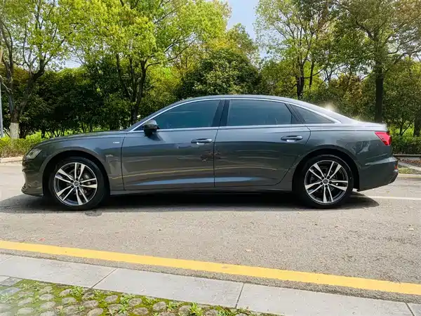 Audi A6L 2019