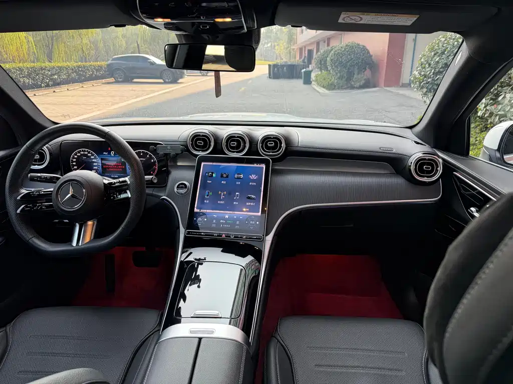 Mercedes-Benz GLC 2024