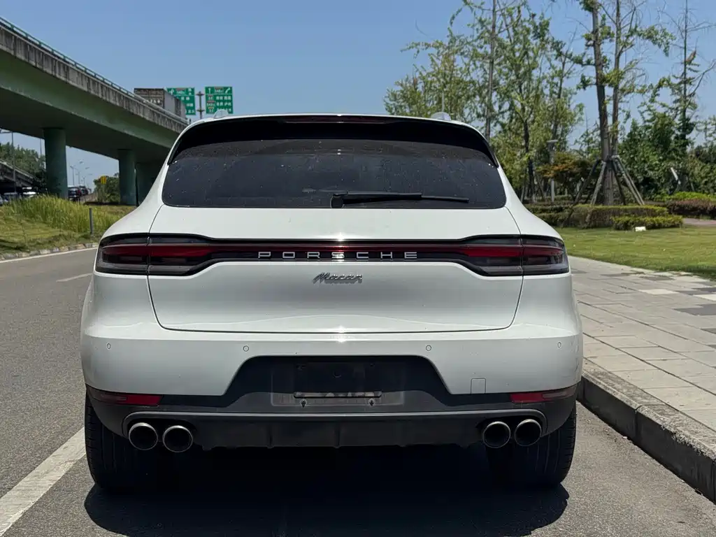 Porsche Macan 2019 — фото 8