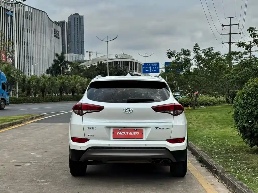Hyundai Tucson 2017 — фото 7