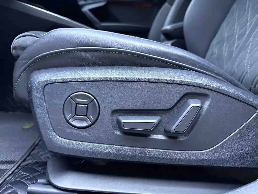 Audi A3 2022 — фото 17