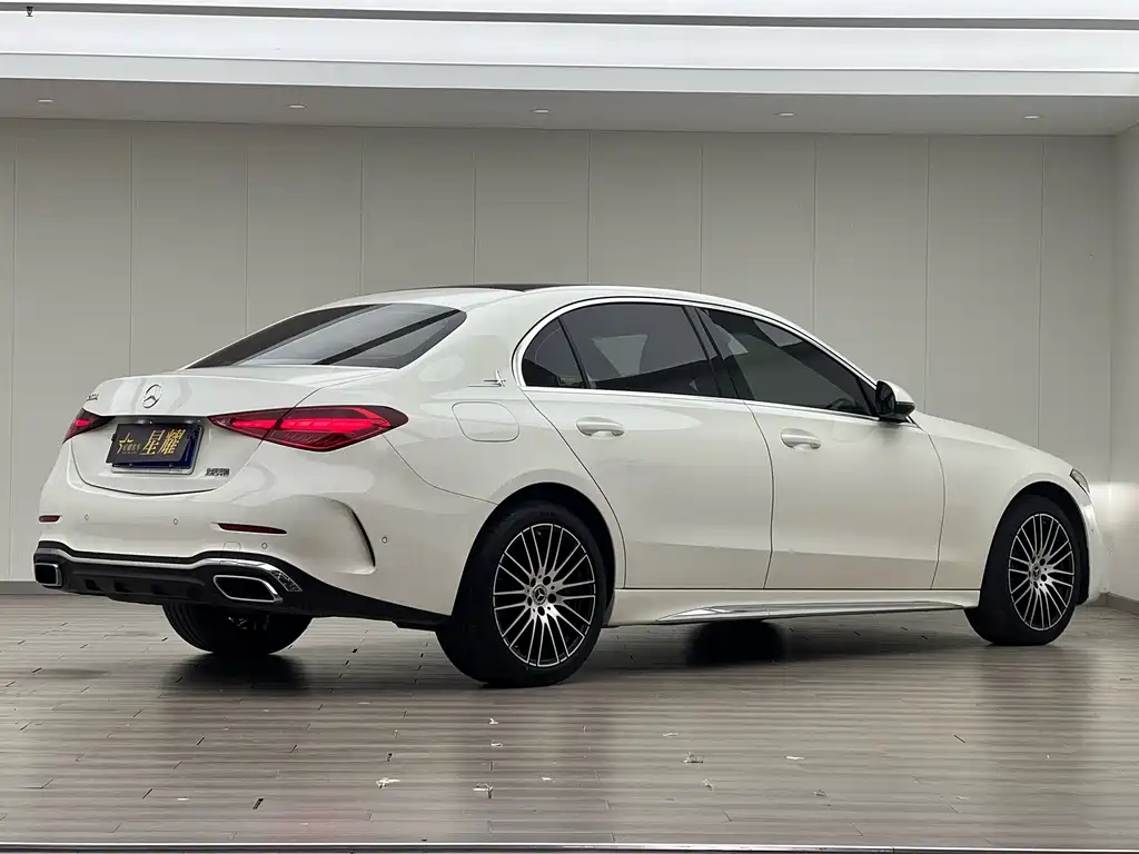 Mercedes-Benz C-Class 2023