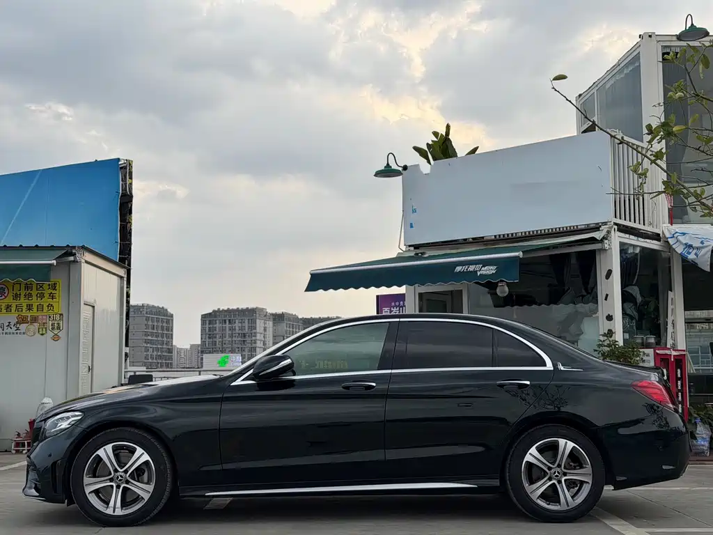 Mercedes-Benz C-Class 2020 — фото 3
