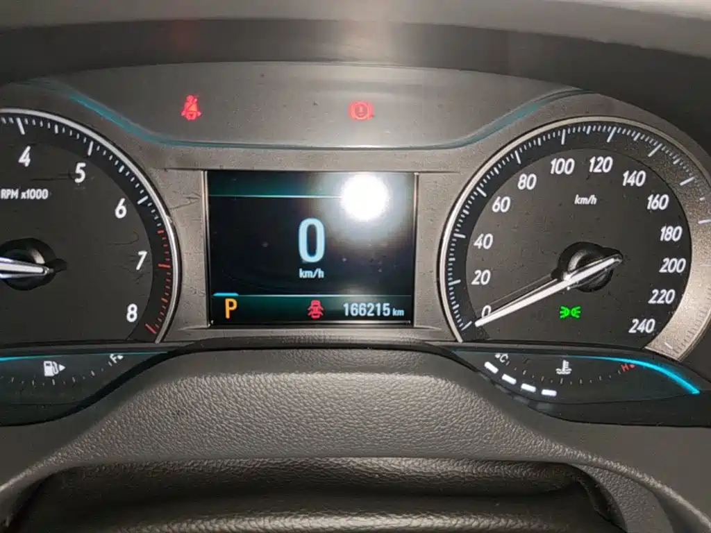 Buick Excelle GT 2019 — фото 12