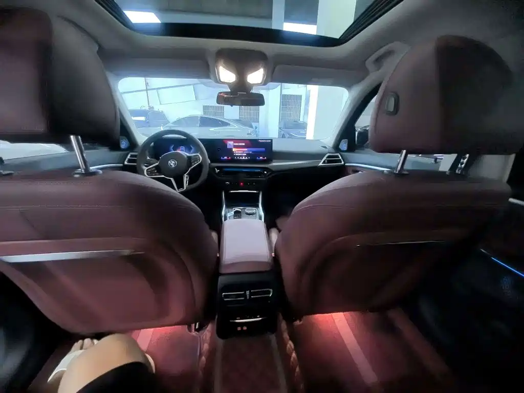 BMW i3 2023