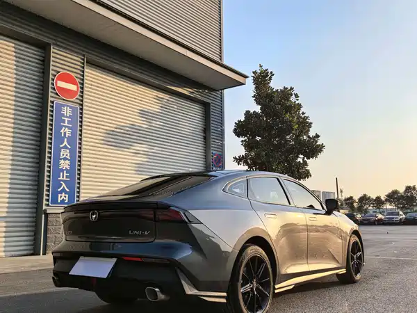 Changan UNI-V 2023