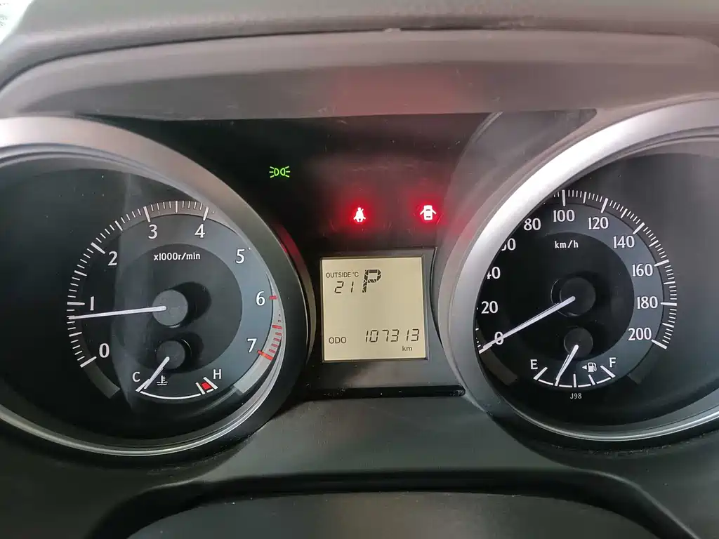 Toyota Prado 2015 — фото 11