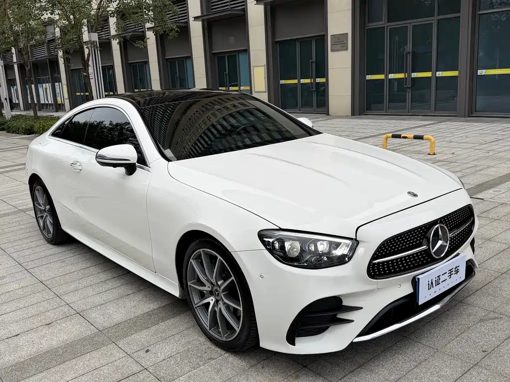 Mercedes-Benz E-Class 2023 — фото 3