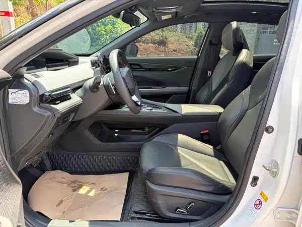 Changan UNI-V 2022