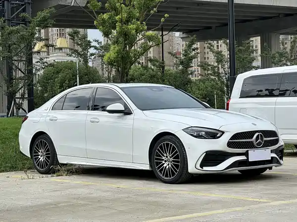 Mercedes-Benz C-Class 2023