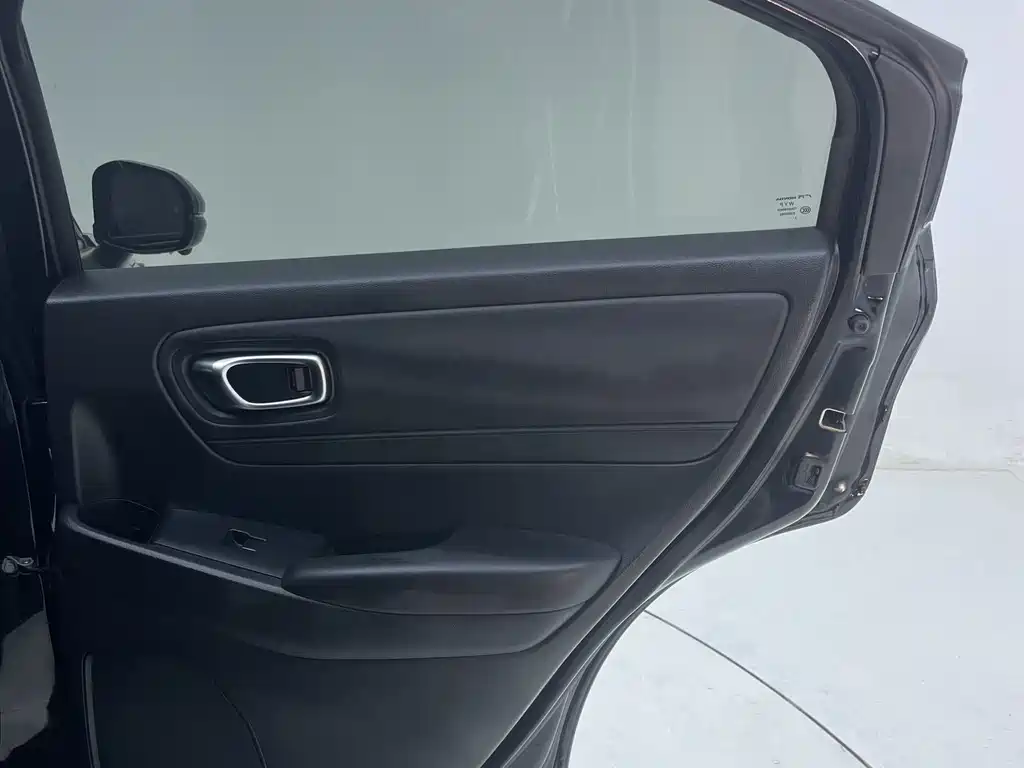 Honda Vezel 2023 — фото 27