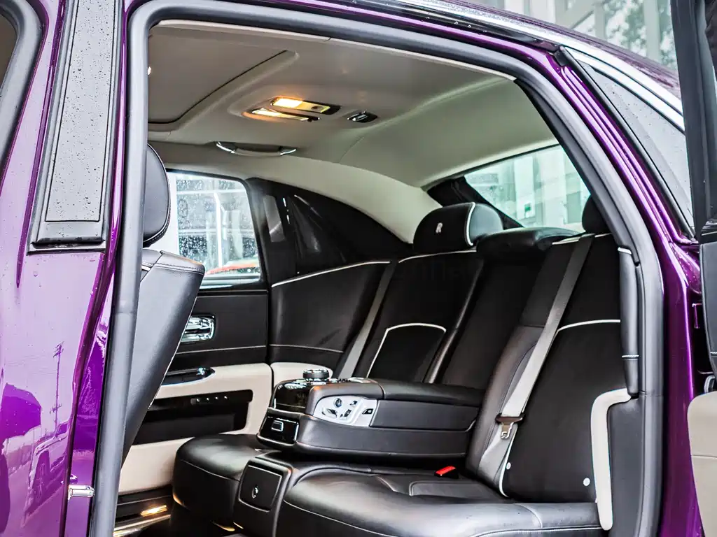 Rolls-Royce Ghost 2015 — фото 6