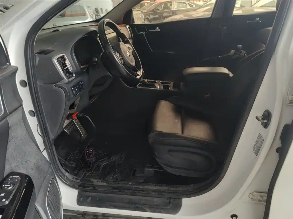 Kia KX5 2017 — фото 15