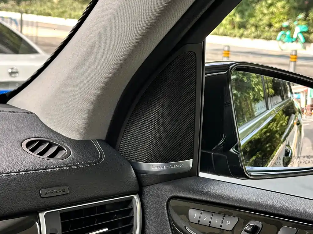 Mercedes-Benz GL-Class 2015 — фото 16
