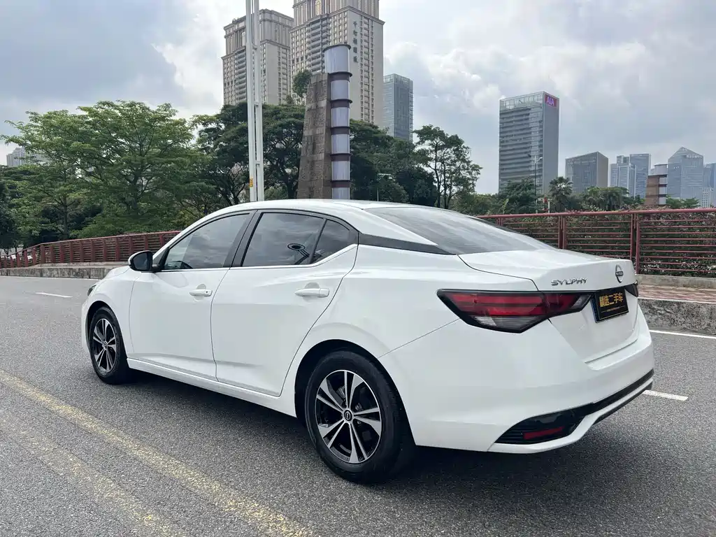 Nissan Sylphy 2023 — фото 19