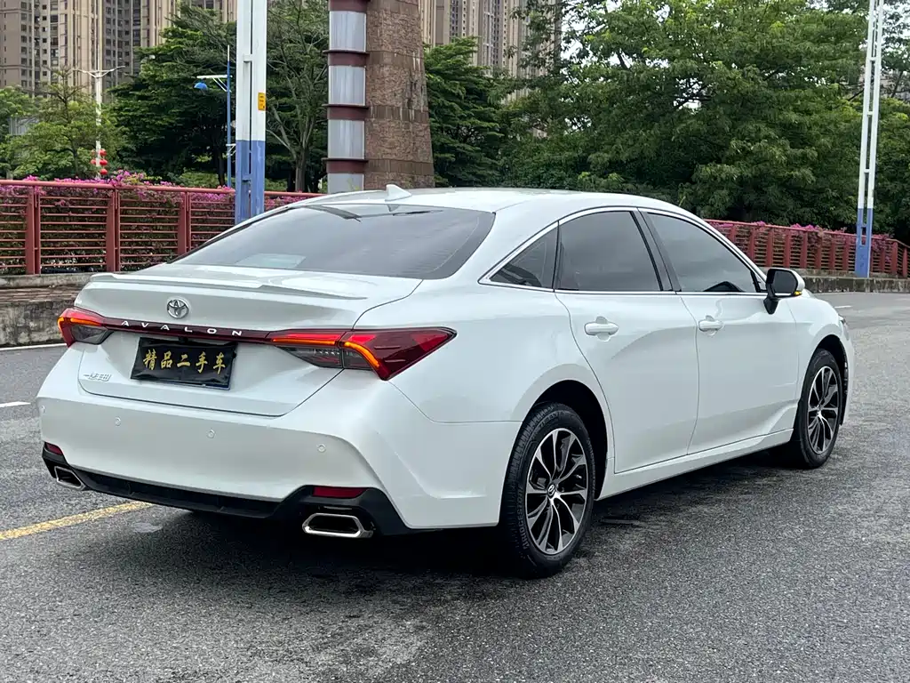 Toyota Avalon 2024